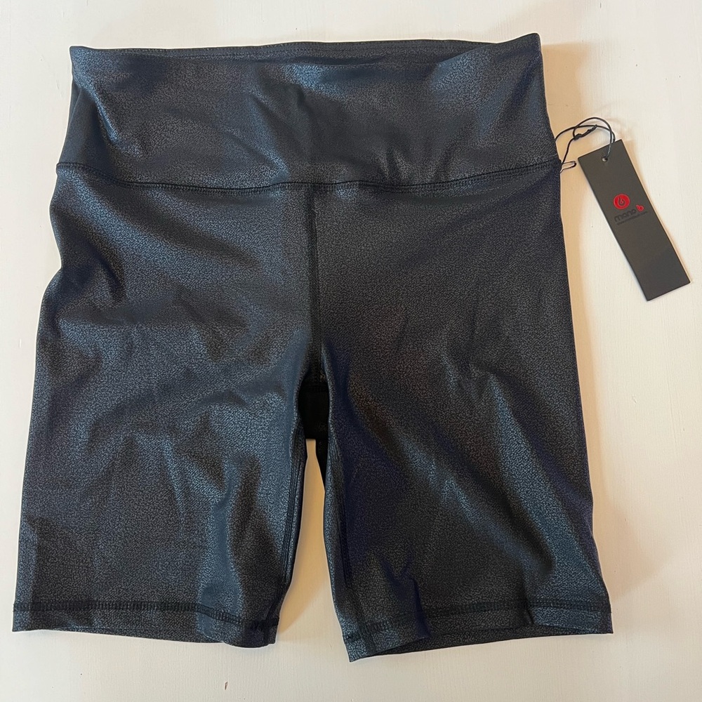 3/$15 🌺 NWT mono b bike short